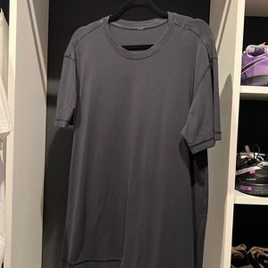 Lululemon shirt